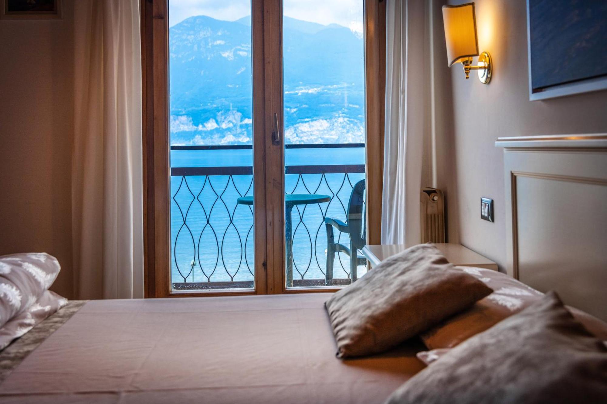 Hotel Rabay Brenzone sul Garda Esterno foto