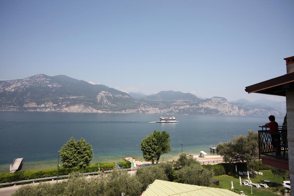 Hotel Rabay Brenzone sul Garda Esterno foto